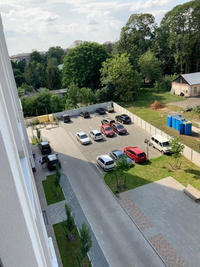 Дизайнерський Ремонт&Центр& Vip, Електрозаправка На Території Будинку Rivne Extérieur photo